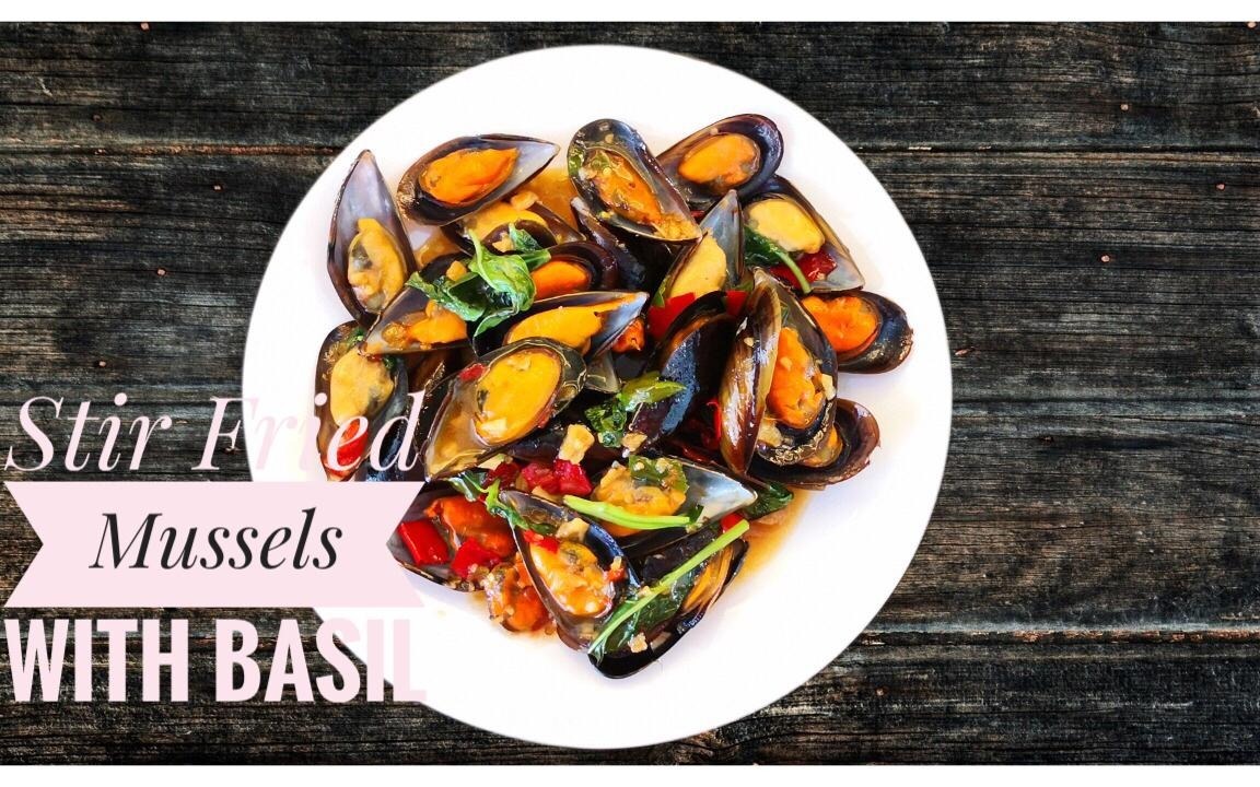 Campaign Image-33 for Thai Kitchen Sea Point with Caption: Stire fried mussel with basil