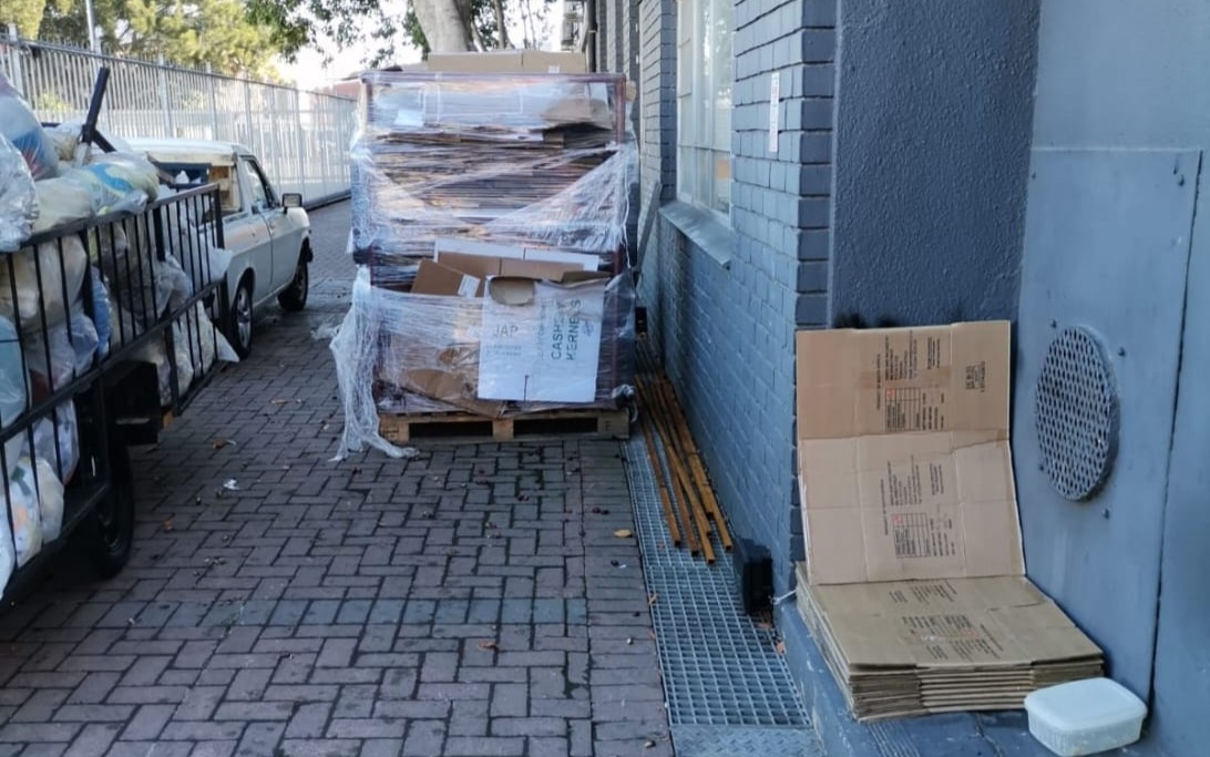 Campaign Image-20 for G & V AGREEMENTS Cape Town with Caption: Remove Boxes